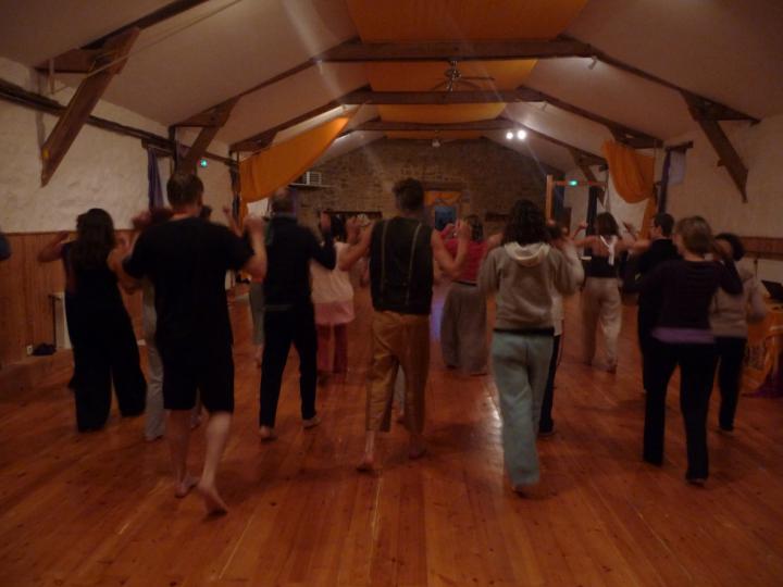 Danse des 5 rythmes Connexions Luzière 7